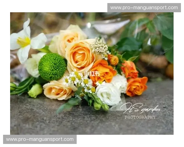 玫瑰与郁金香的终极博弈：当“铿锵”遇见“橙色”，这不只是一场绿茵厮杀